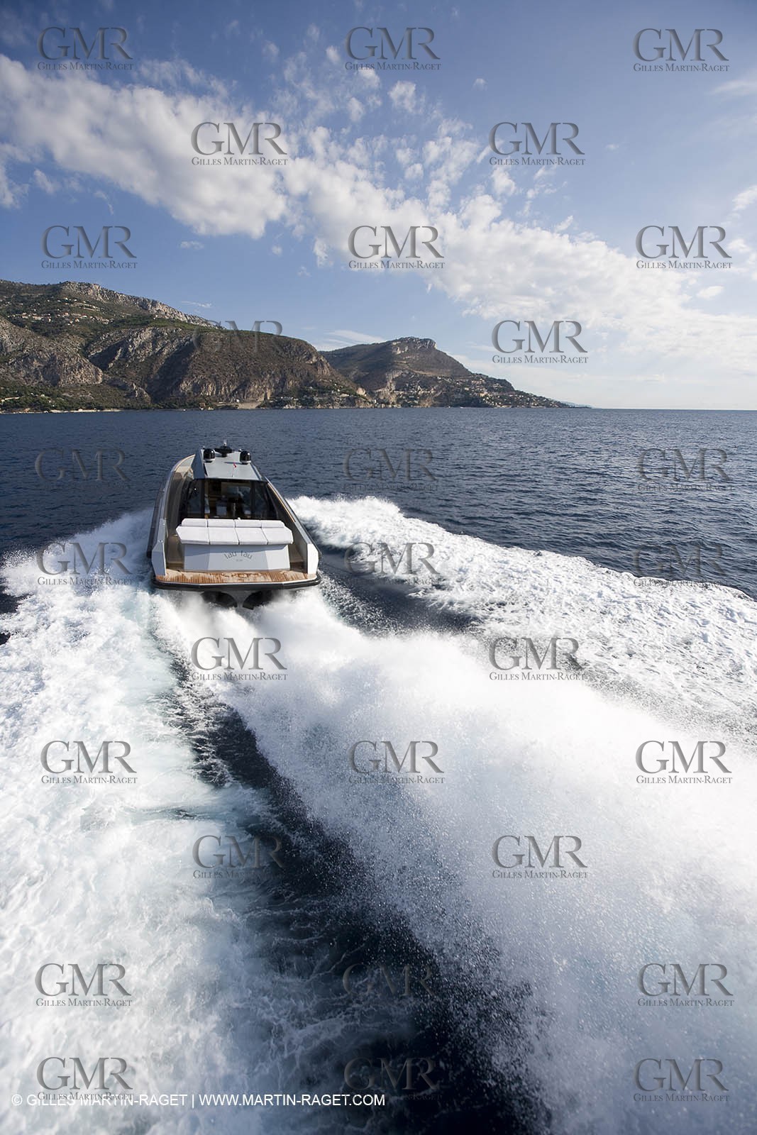 29 09 2007 - St Jean Cap Ferrat - Wally Yachts - Wally Power 70 - Lau Lau