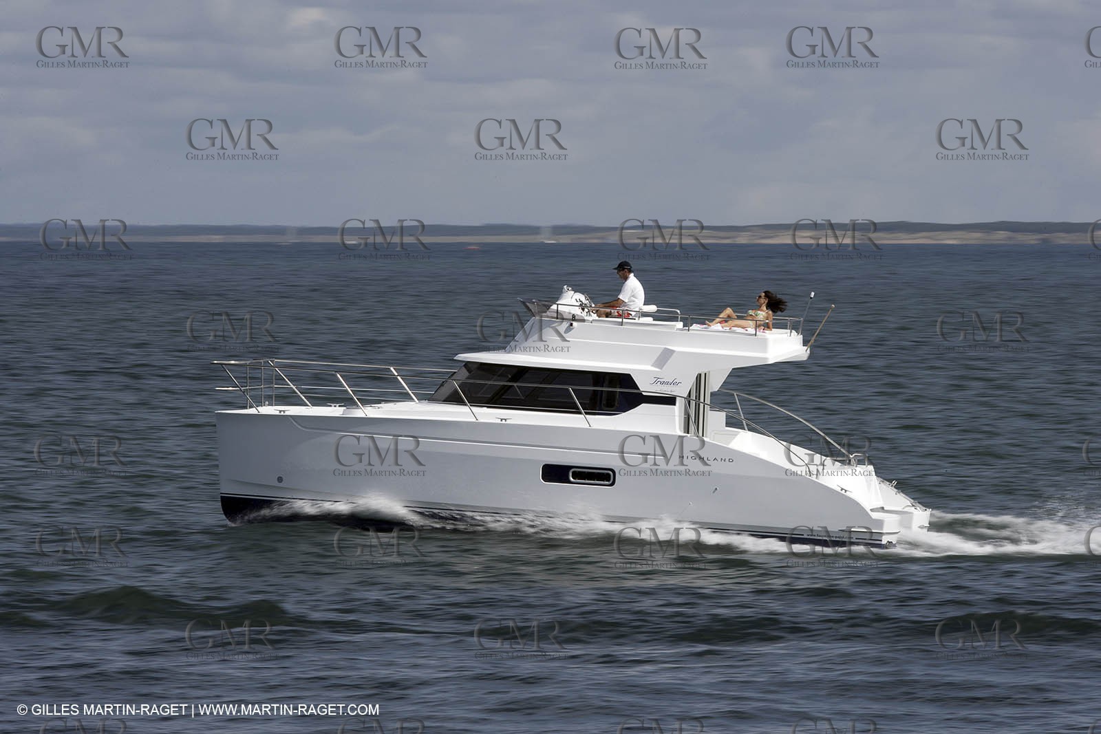 23 07 07 - La Rochelle - Chantier Fountaine Pajot - Highland