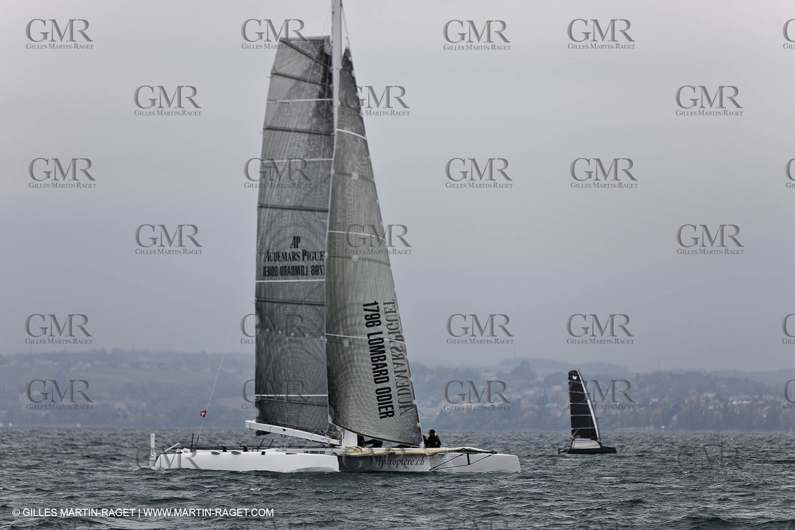 09 10 2010 - Morges (SUI) - L'Hydroptère.CH - 1st sail