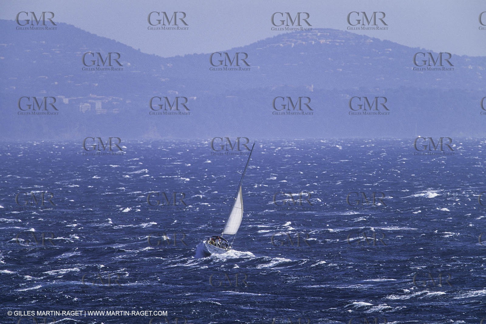 Sailing, Cruising, monohulls under sails