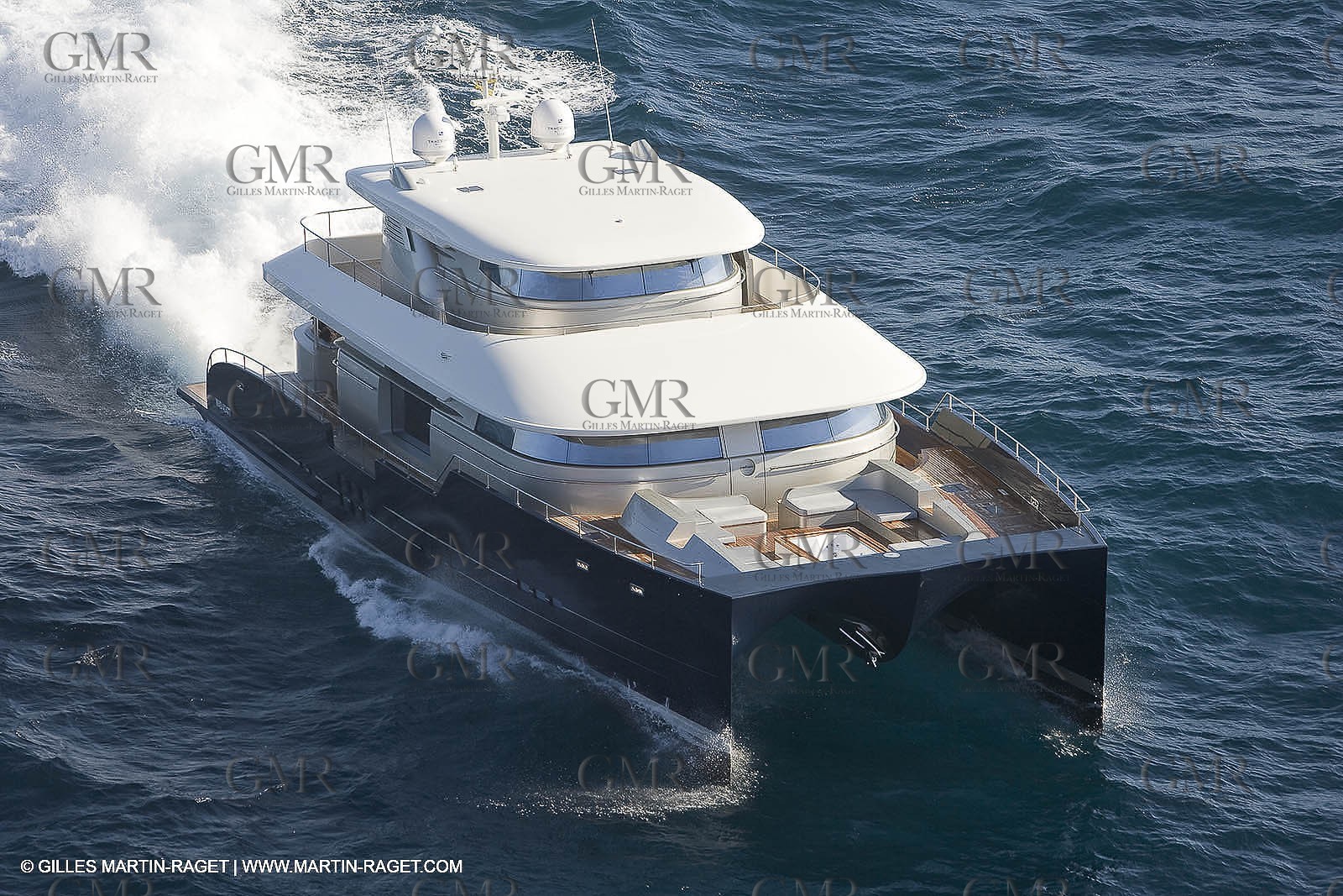 13-07-07 - La Ciotat (FRANCE) - MotorYacht - Chantier H2X