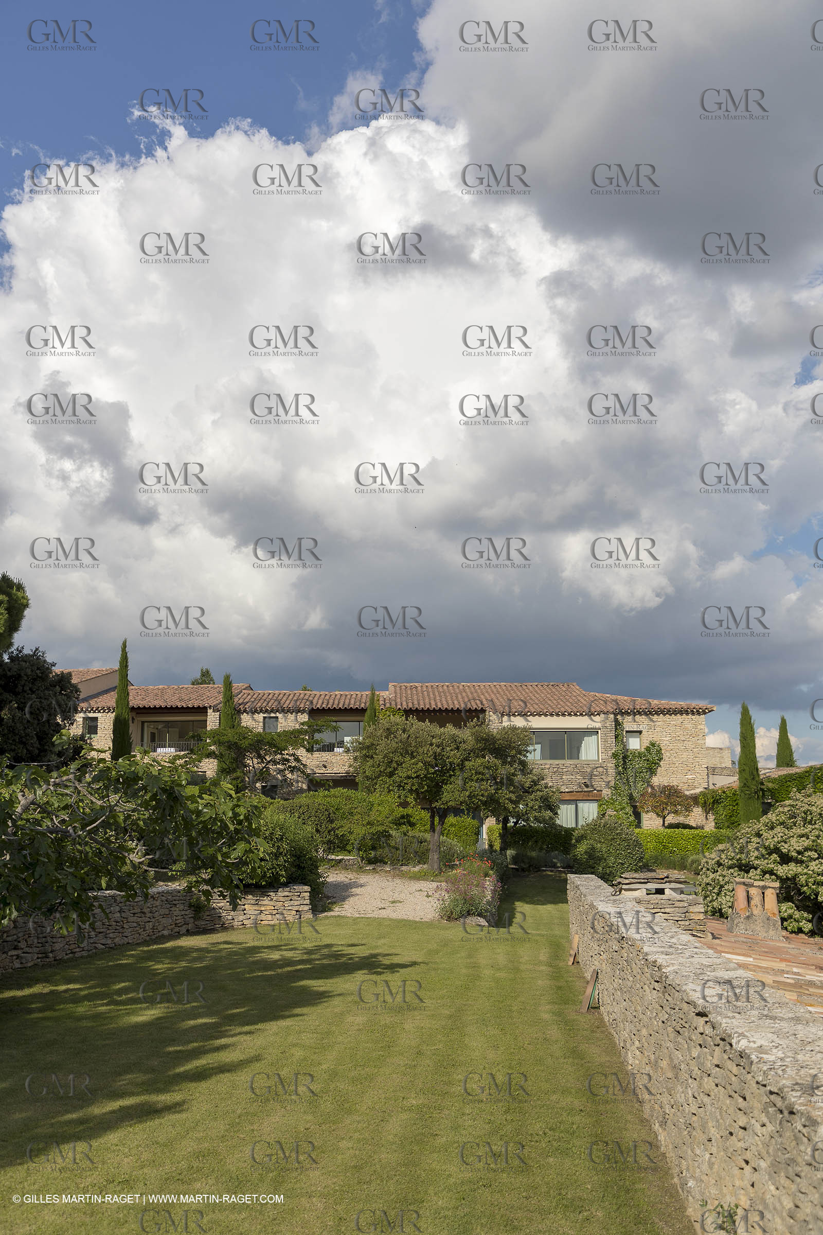 08 06 2018,Gordes (FRA,84) Hôtel Les Bories