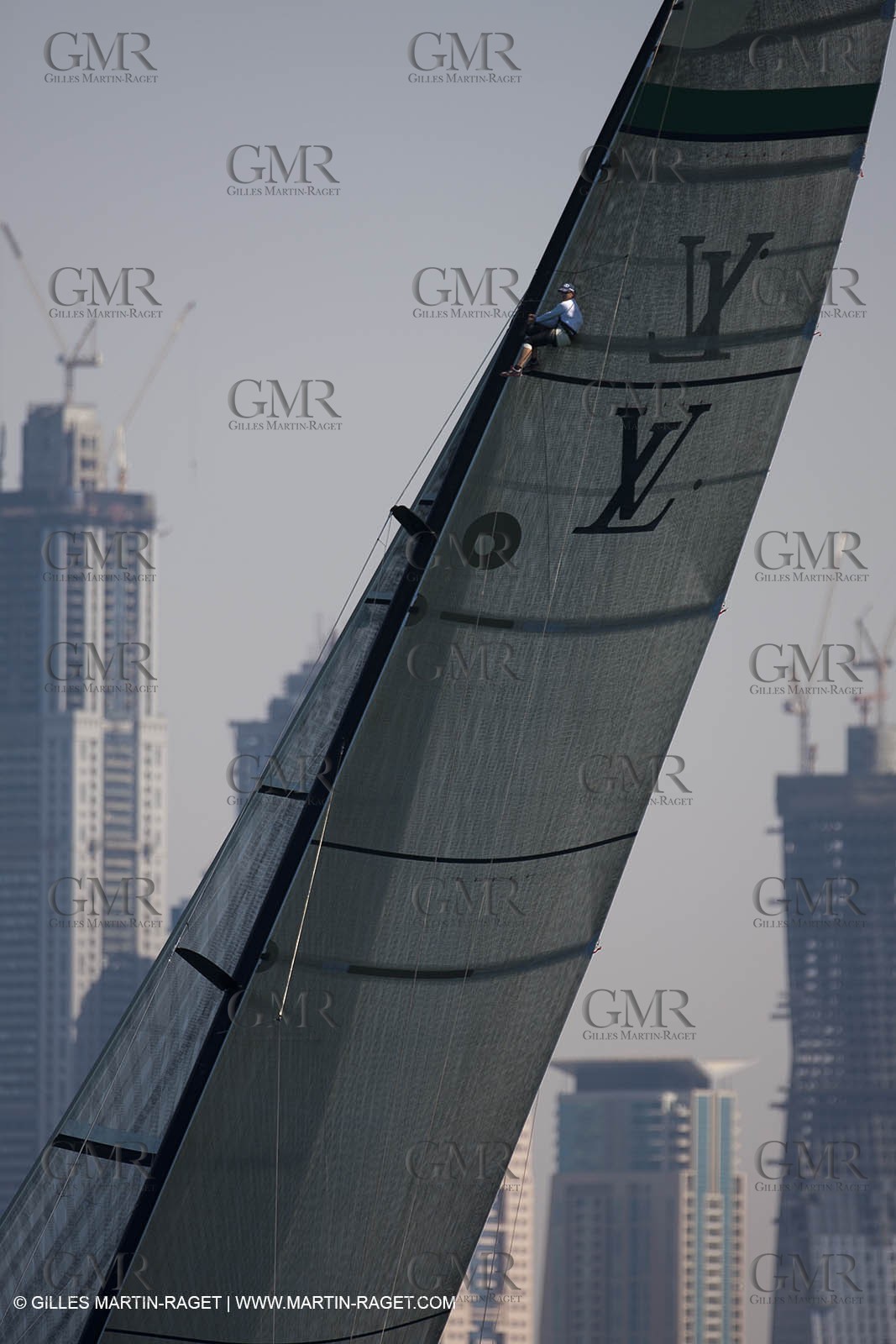 18 11 2010 - Dubai (UAE) - Dubai Louis Vuitton Trophy -  BMW ORACLE Racing Vs Mascalzone Latino