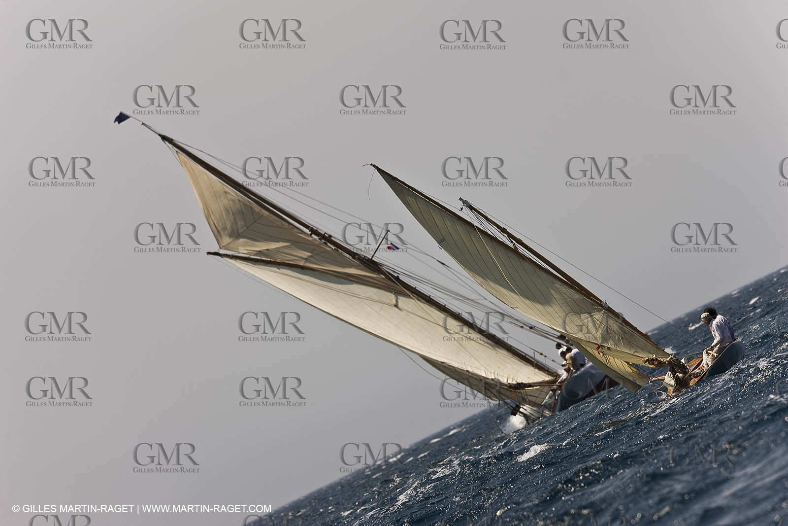Sailing, Classic yachts, Voiles Vieux Port 2009, Marseille (FRA)
