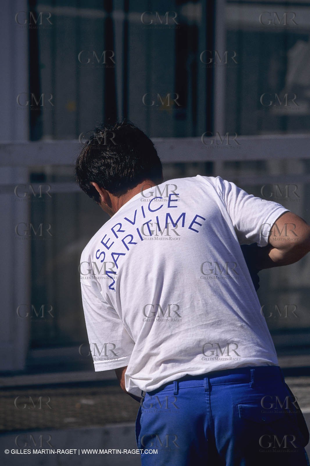 Monde maritime, opérations porturaires, ports, manoeuvres, marine world, harbour operations, maritime shipping,