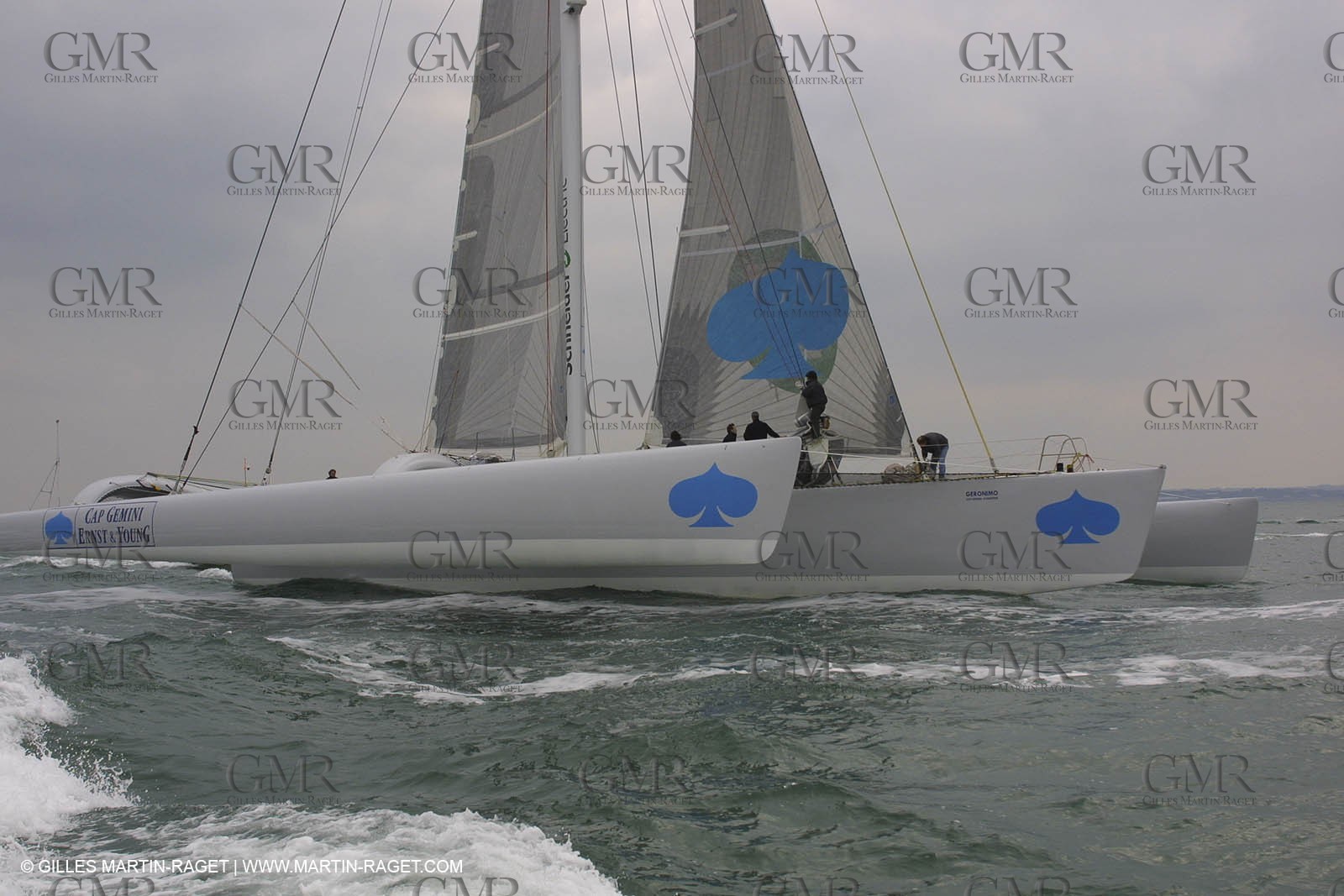 Geronimo - Jules Verne Trophy 2001 start - Brest