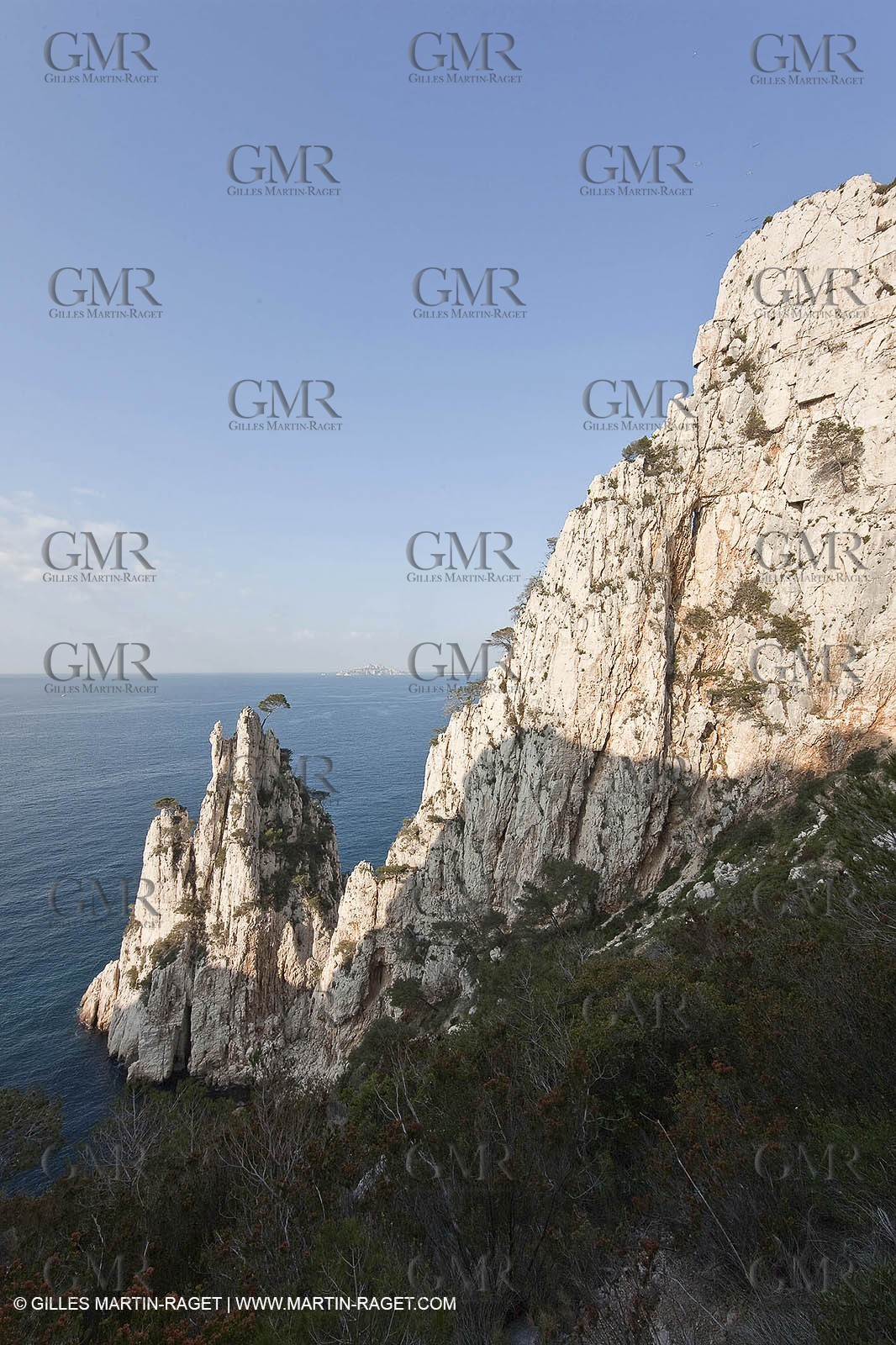 20 03 2009 - Marseille (FRA, 13) - Les Calanques - Pic de l'Eissadon and devenson cliffs