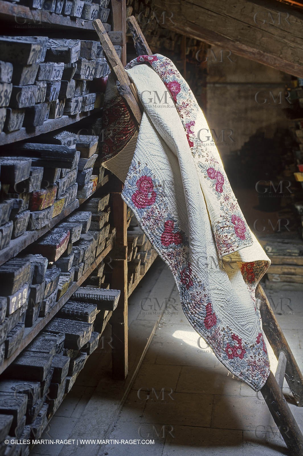Boutis - Piqués - costumes provençaux - Musée Souleïado - Tarascon (Fra,13)