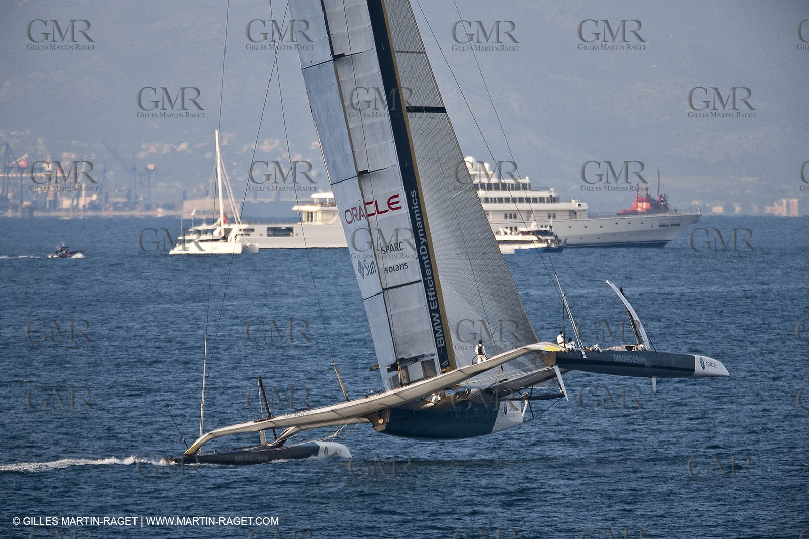 11 02 2010 - Valencia (ESP) - 33rd America's Cup - BMW ORACLE Racing - Day off 2