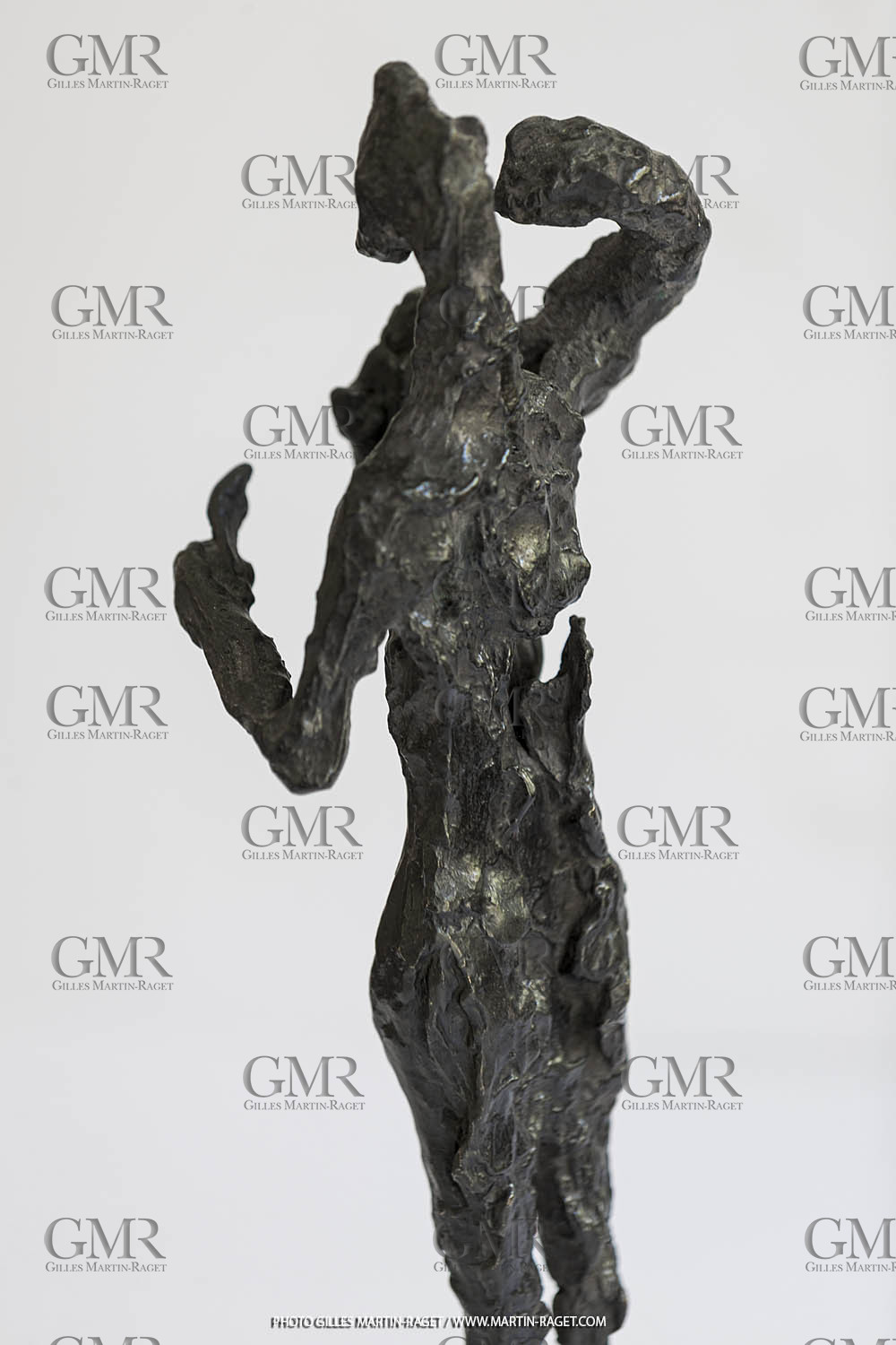 03 08 2020, St Rémy de Provence, (FRA,13), Oeuvre de Germaine Richier, L'Epi 1955, Bronze patiné foncé, Fondeur L.Thinot, Paris, exemplaire d'exposition, 44 x 12,5 x 9 cm, Collection particulière