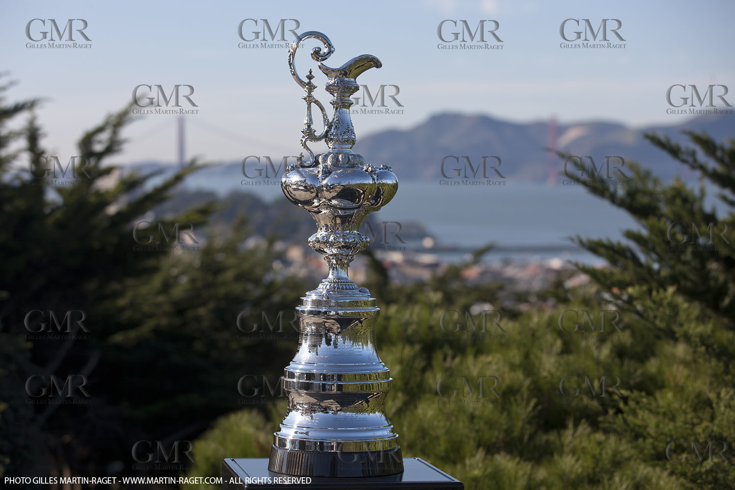 04 01 2011 - San Francisco (USA, CA) - 34th America's Cup - The America's Cup in San Francisco - Golden Gate Bridge