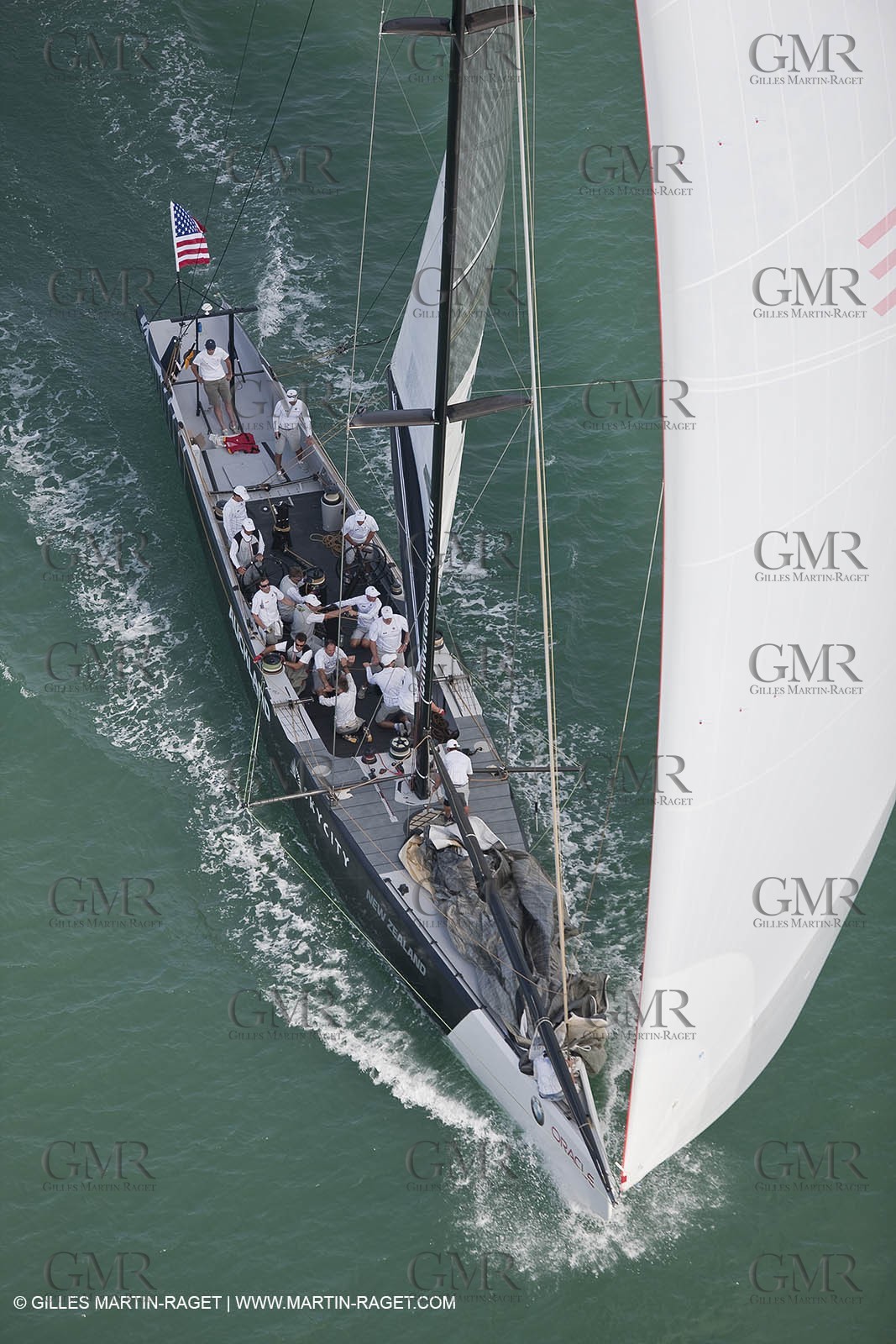 29 01 2009 - Auckland (NZL) -  Louis Vuitton Pacific Series - BMW ORACLE Racing - Training