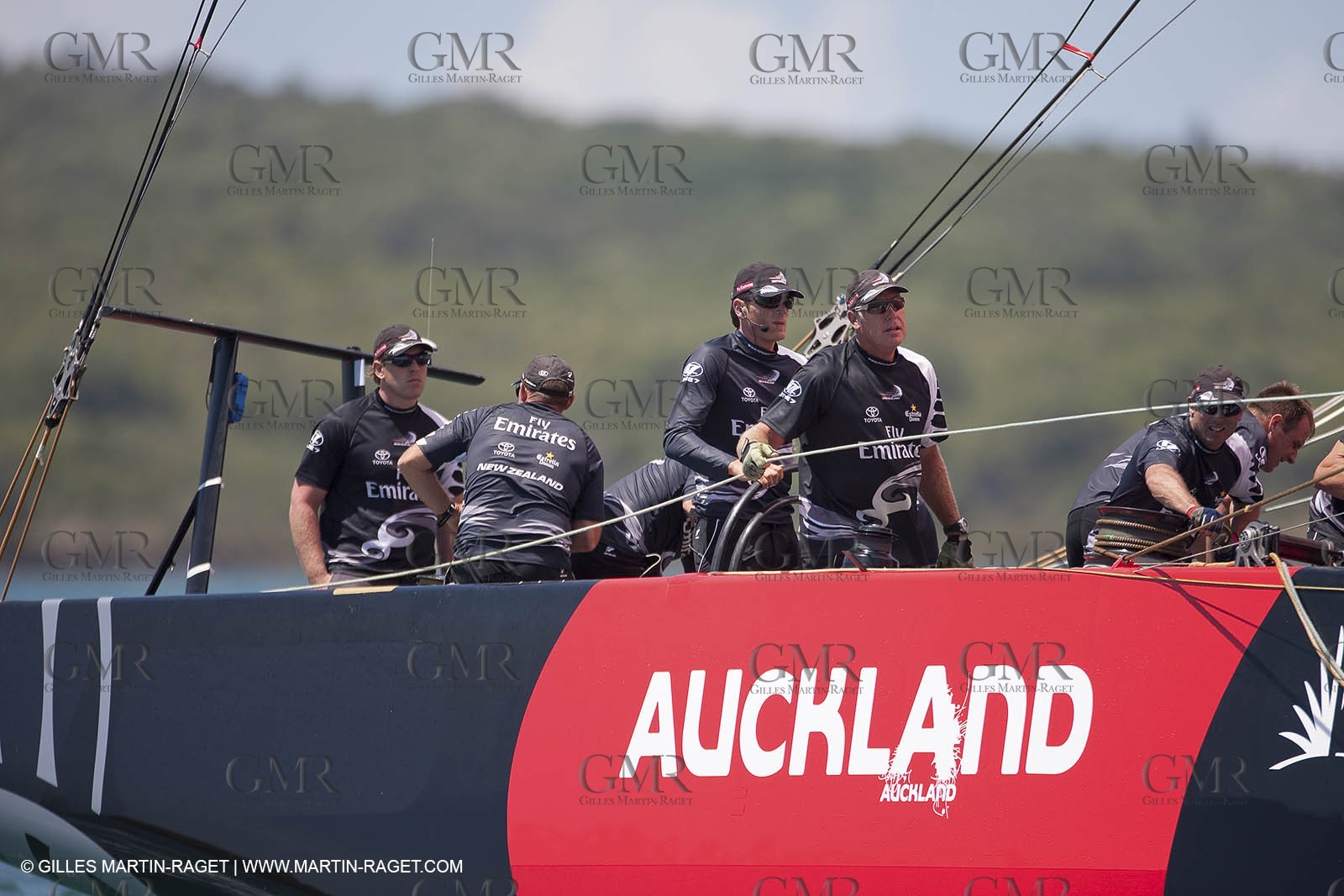 23 01 2009 - Auckland (NZL) -  Louis Vuitton Pacific Series - BMW ORACLE Racing-Tuning up onboard Emirates Team New Zealand yacht