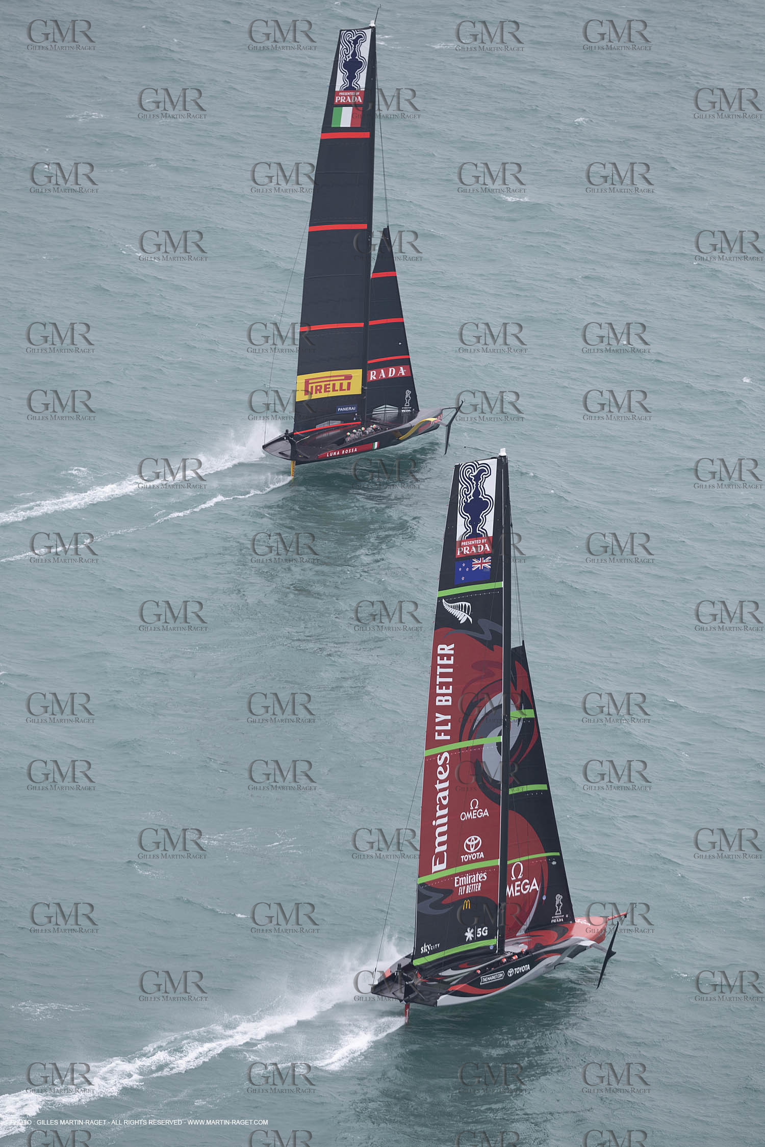 10 12 2020 - Auckland (NZL) - 36th America's Cup - Practice Sessions - Day 2 - Emirates Team New Zealand and Luna Rossa Prada Pirelli Team