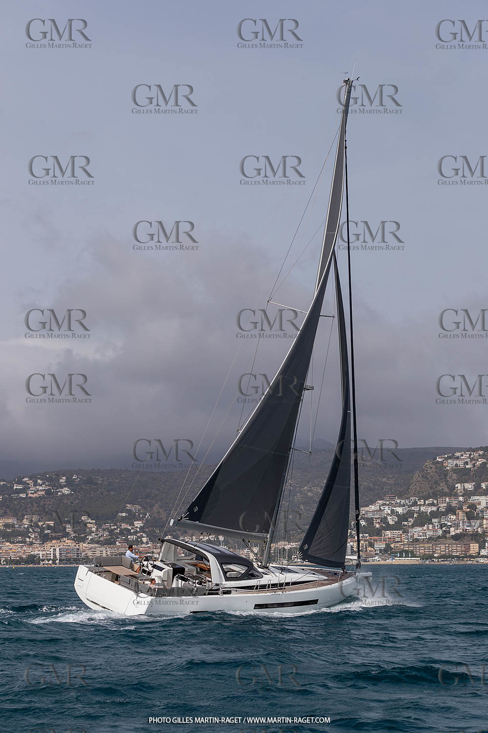23 06 2023, Roses (ESP), Jeanneau Yachts 55