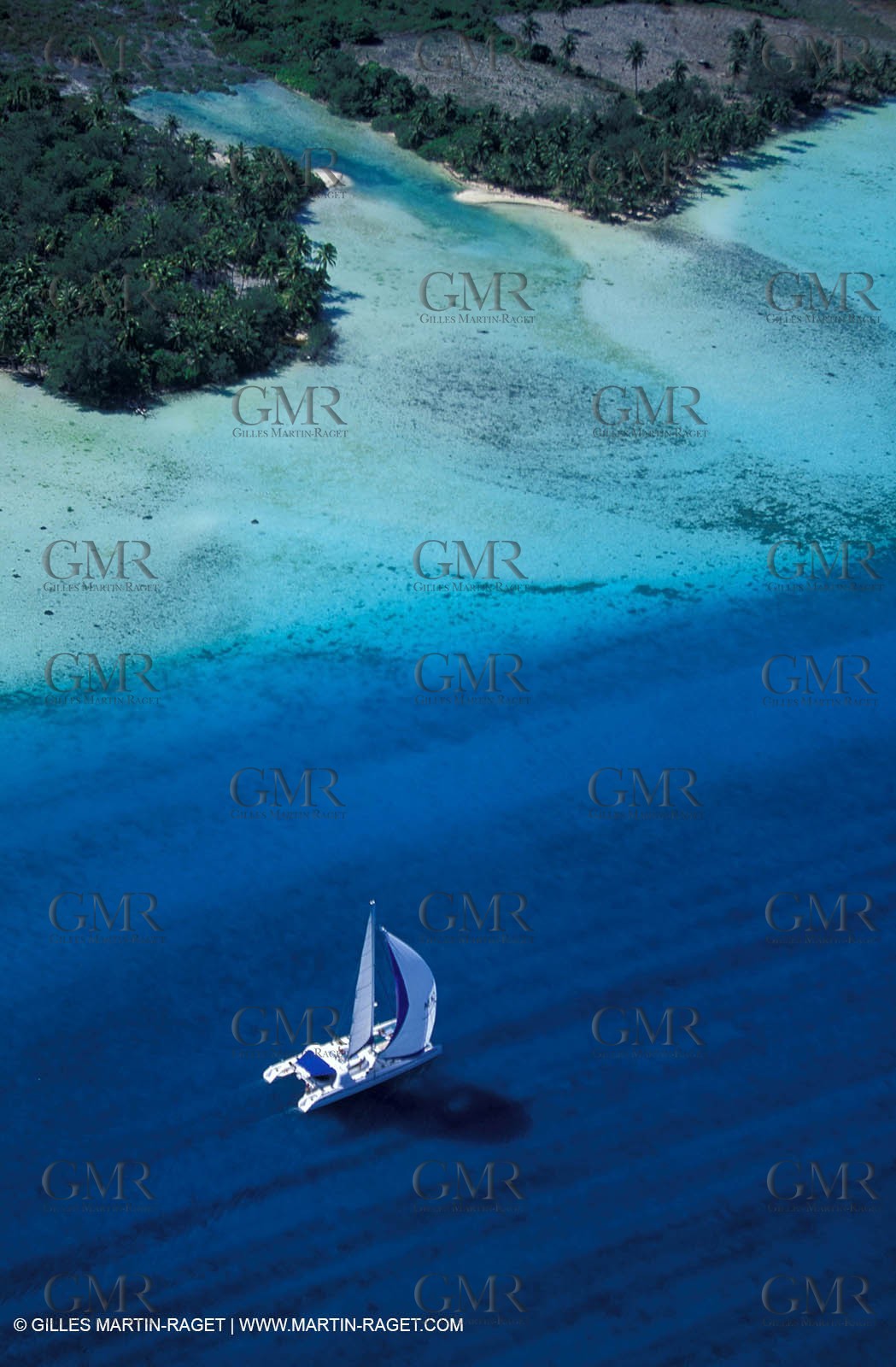 Cruising multihull sailing