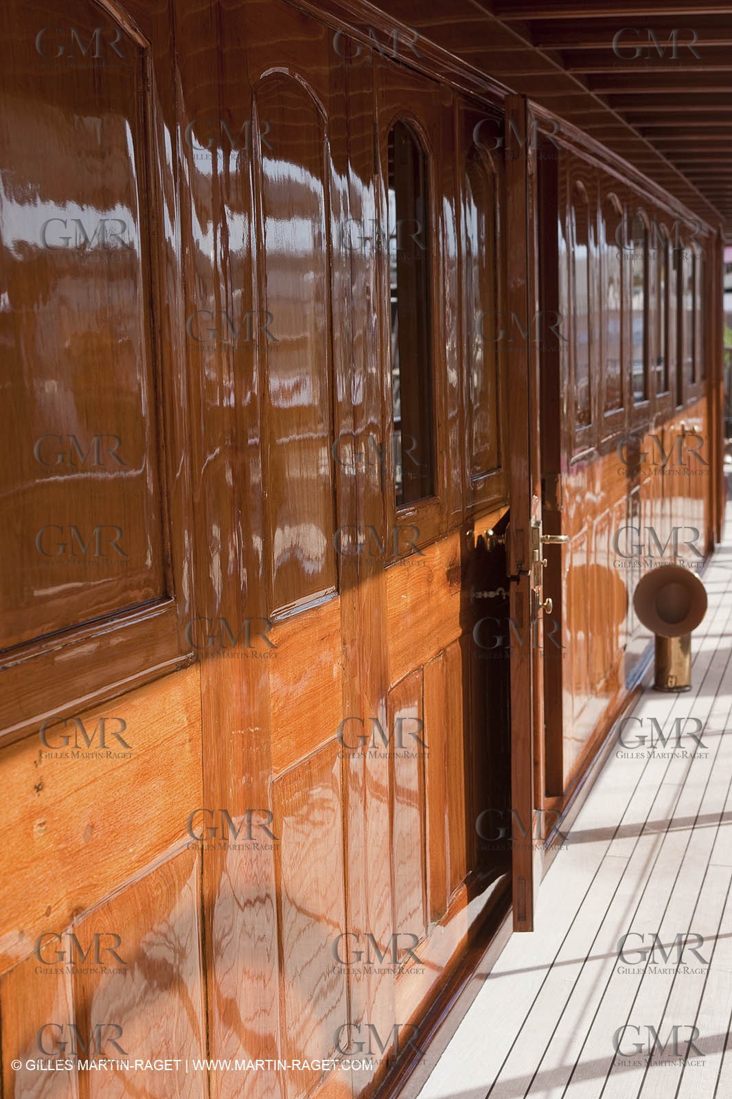 17-19 09 2009 - Monaco (MC) - Tuiga centenary celebrations, Over the Rainbow