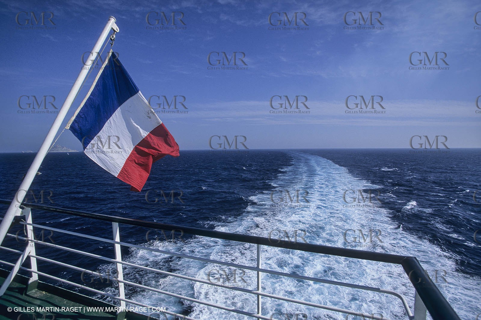 Paquebots, liners, cruise ships