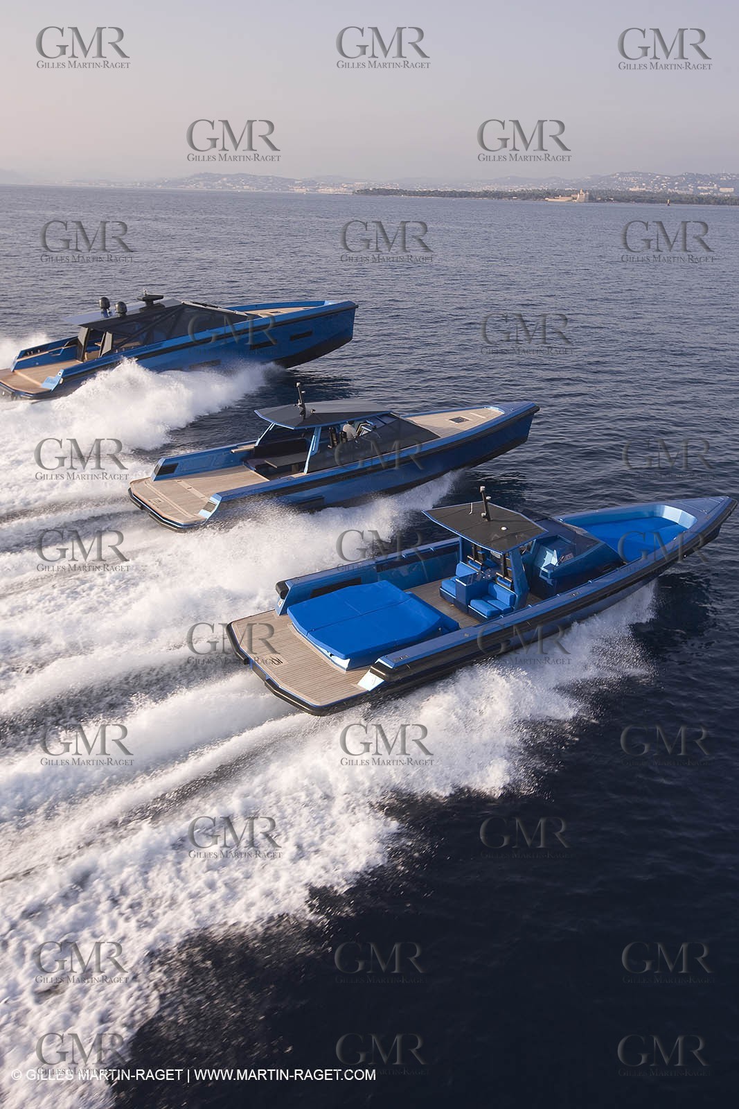 14 10 2008 - Cannes (FRA, 06) - Super yachts - motoryachts - Wally yachts - Wallypower 64 - Wallypower 48 - Wally tender