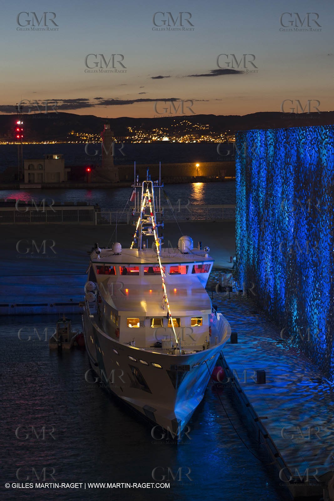 Al Azizi oficial launchat the Mucem museum - H2X boatyard - Oceanographic research ship - Marseille (FRA,13) - 27 05 2014