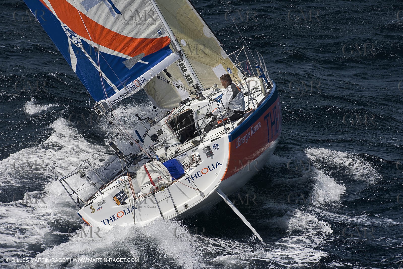 06-26-2007 - FIGARO II - THEOLIA - Skipper : Robert Nagy - Training off Marseille (south France) with strong wind conditions
