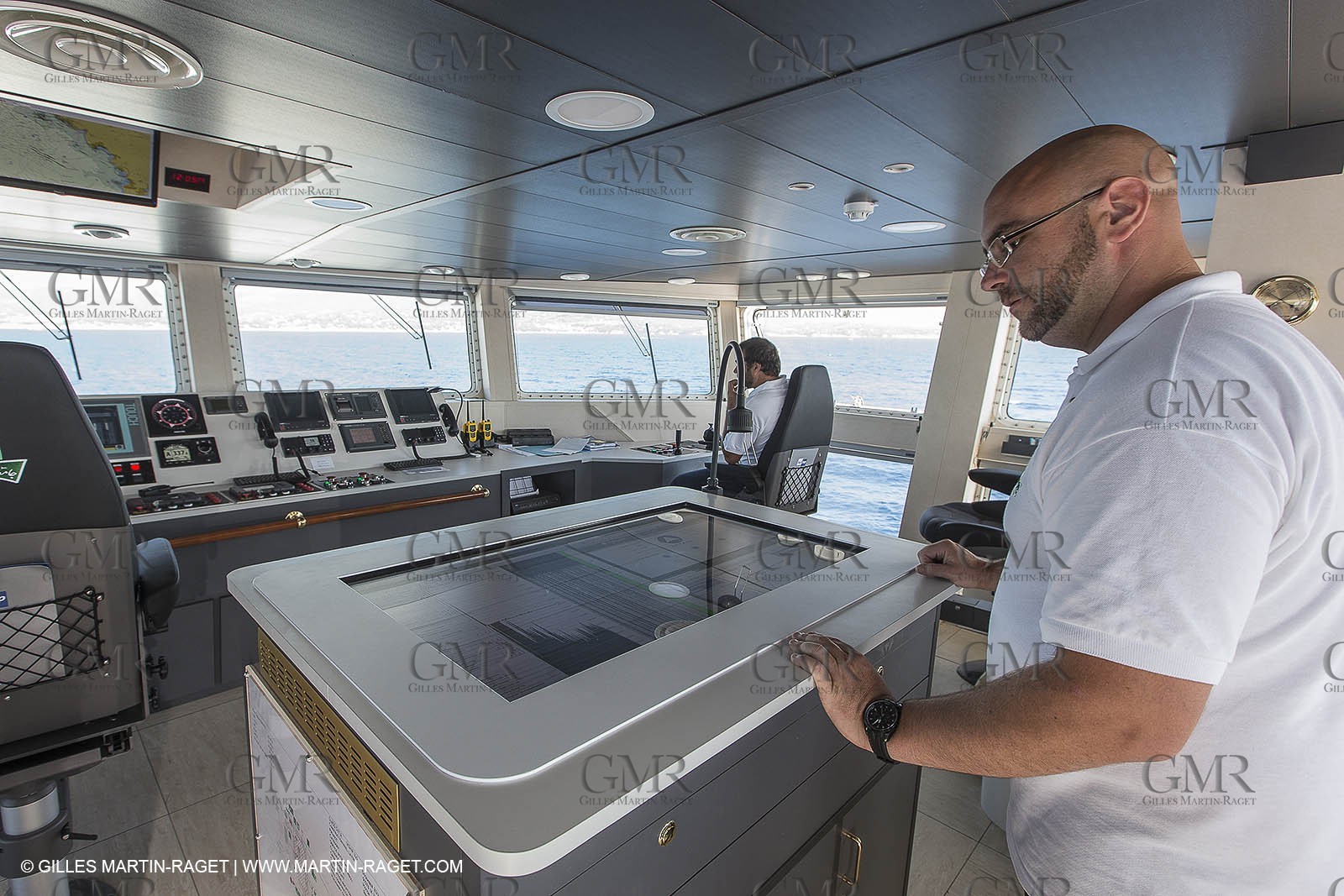 11 09 2014 - la Ciotat (FRA,13) - onboar Al Azzizi, oceanographic research ship buit by H2X boat yard, measure devices manipuation