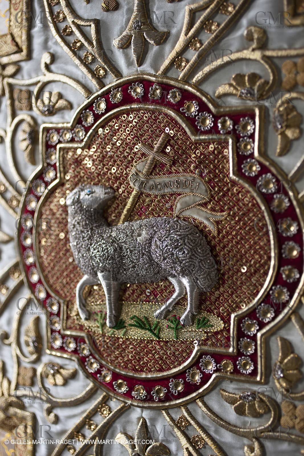 04 02 2013 - Marseille(FRA,13), Notre Dame de la Garde, liturgical clothing