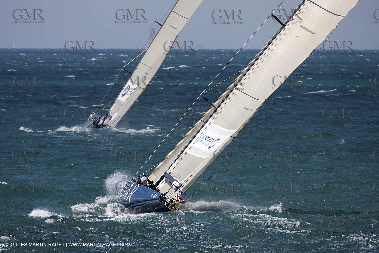 05 08 2010 - Cowes (UK, IOW) - The 1851 Cup -  BMW ORACLE Racing - Round The Island Race - From Ste Catherine to the Needles