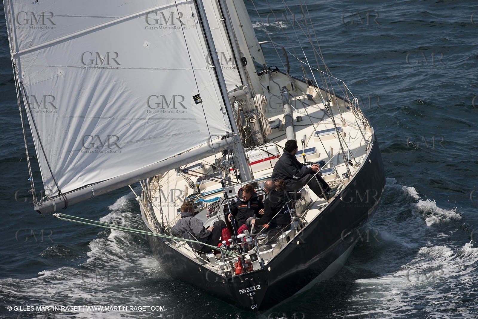 19 05 2010- Lorent- (FRA,56)  -  Pen Duick III