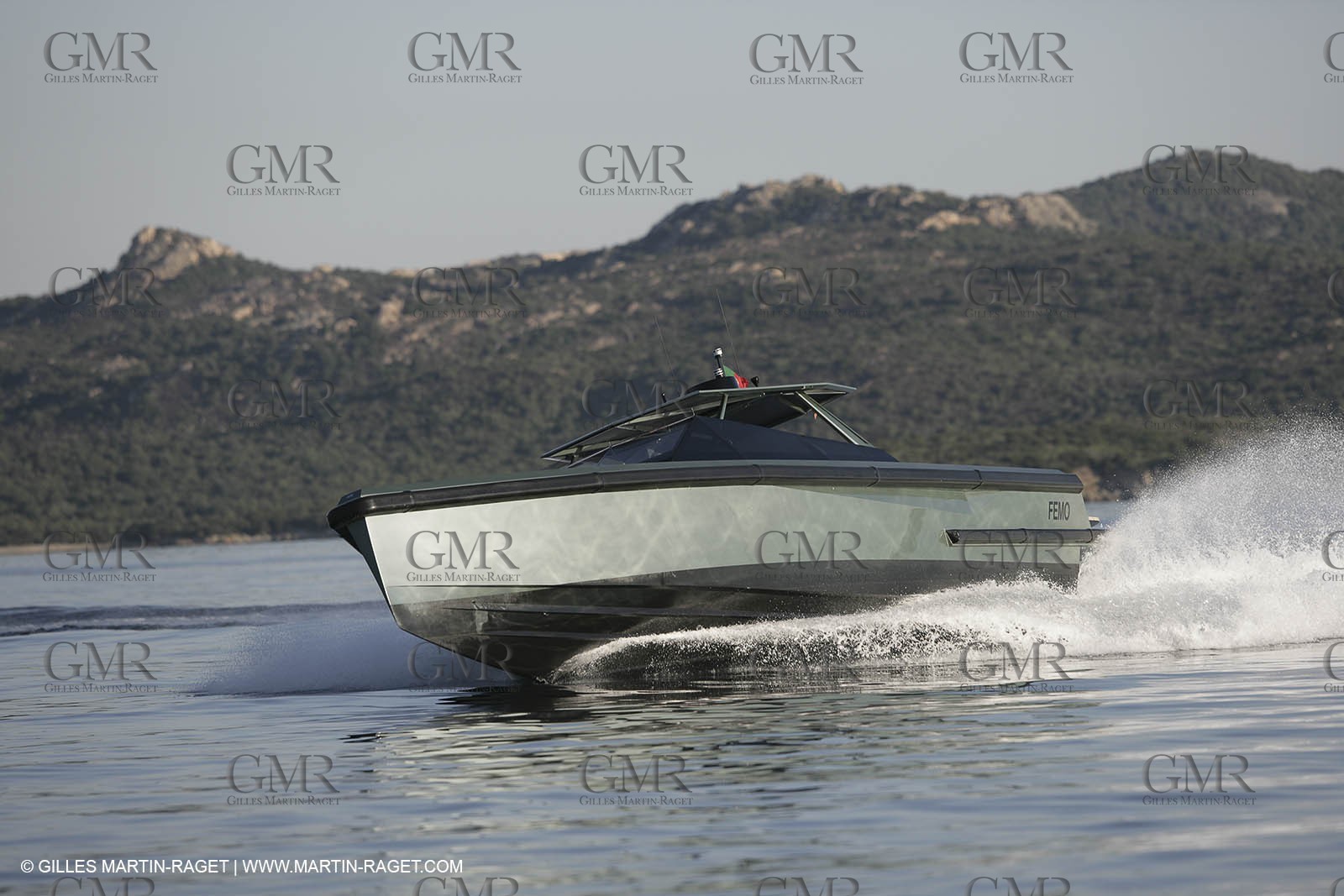 16 07 2007 - Portisco (Italie, Sardaigne) - Wally Power 47, 2007 version