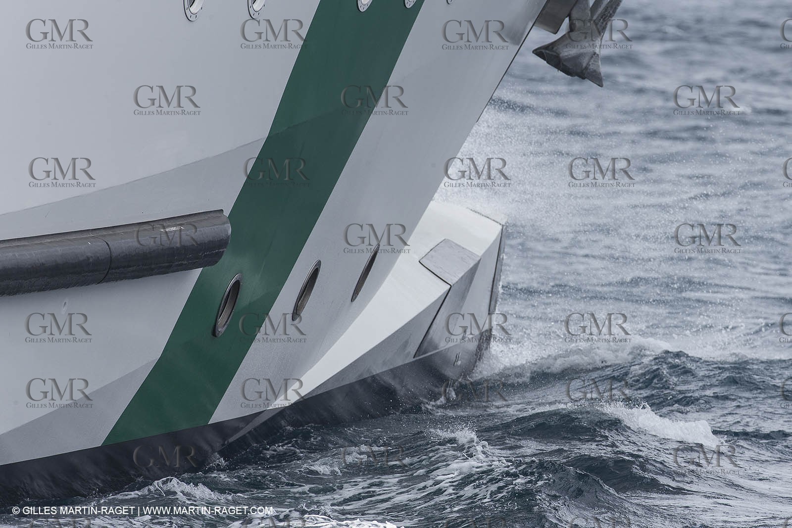 Al Azizi first sea trial - H2X boatyard - Oceanographjic research ship - La Ciotat (FRA,13) - 26 05 2014