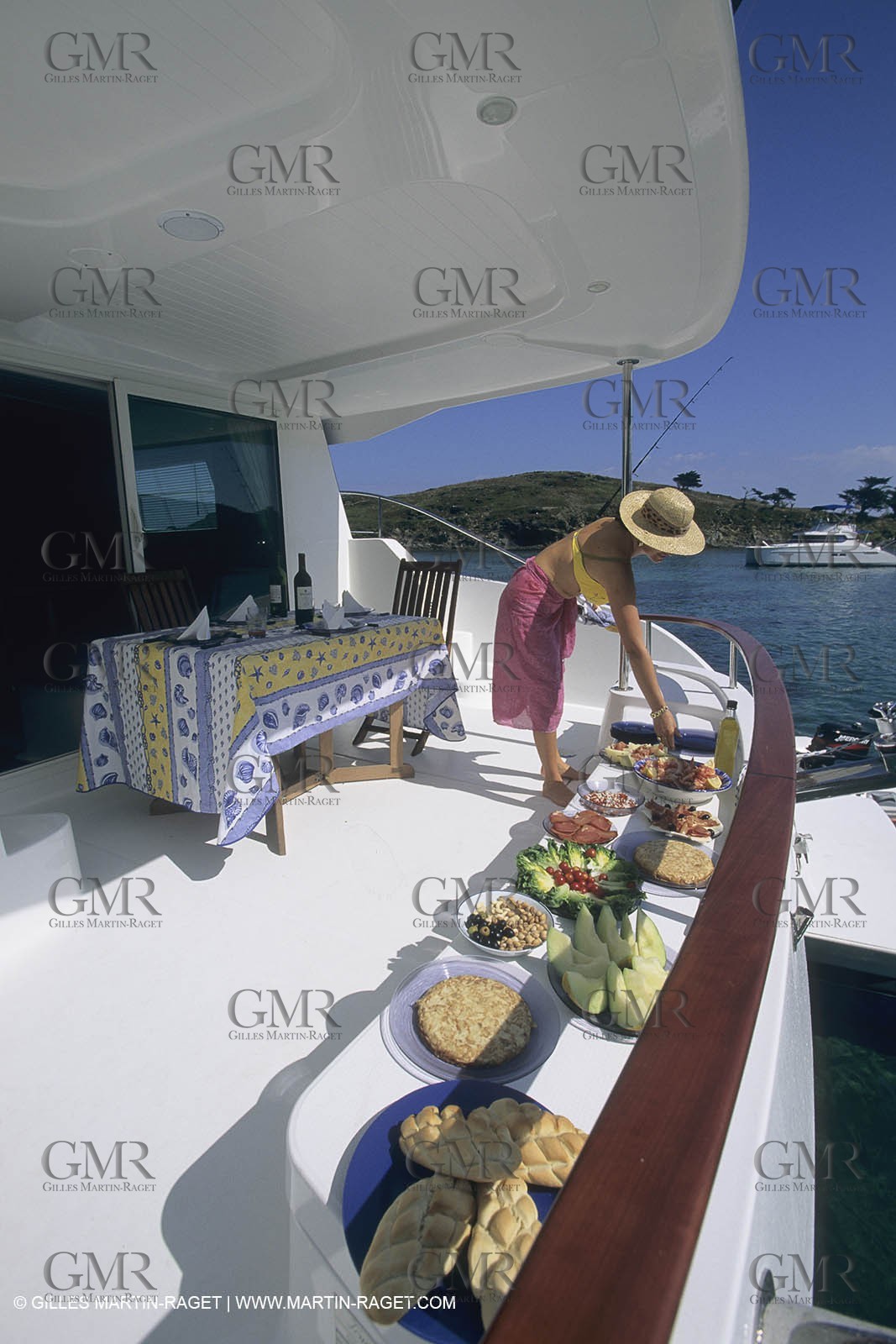 Motor Yachts, Super Motor Yachts