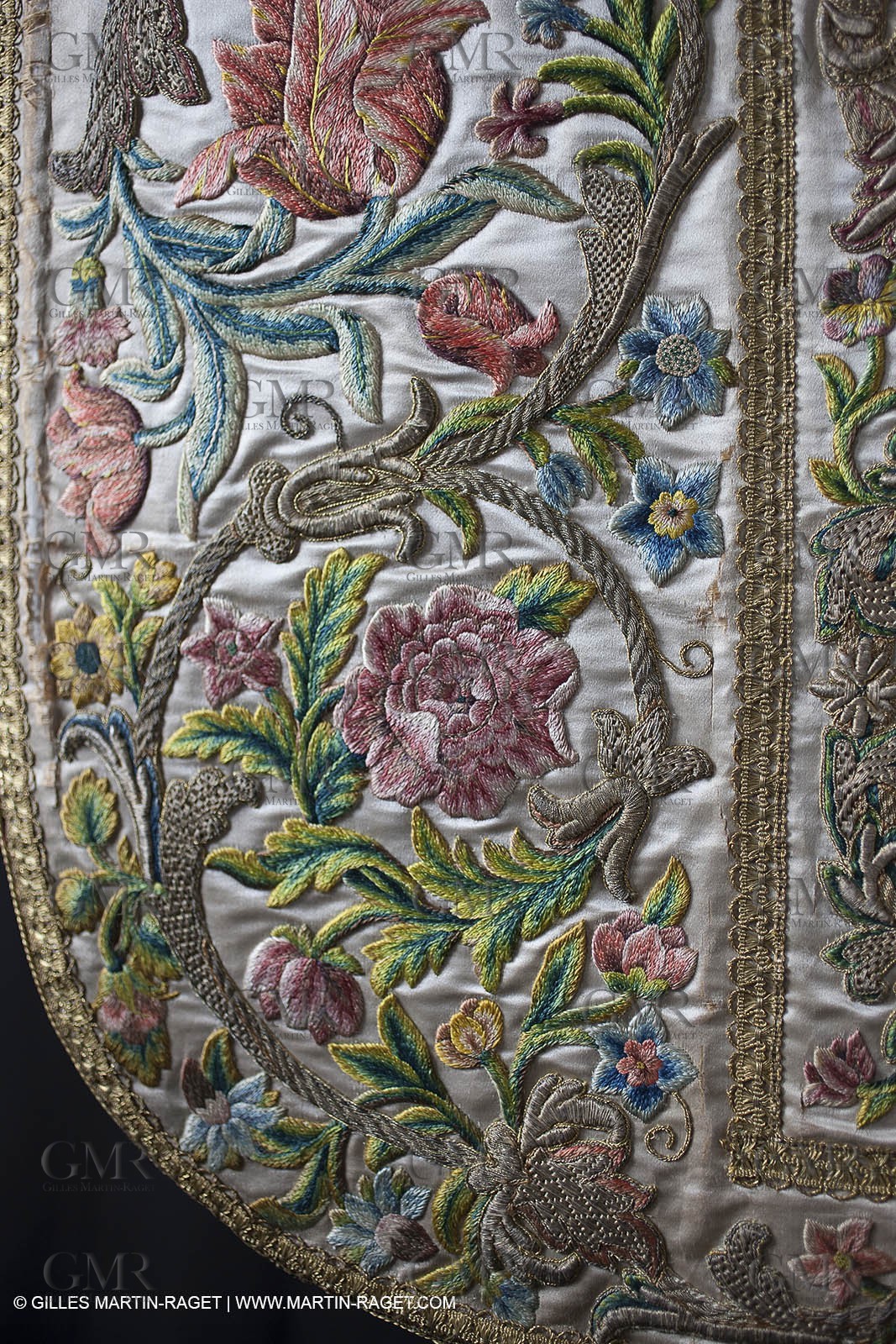 04 02 2013 - Marseille(FRA,13), Notre Dame de la Garde, liturgical clothing