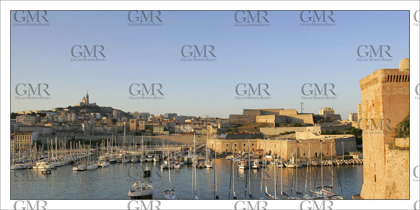Marseille - Old historical harbourg port