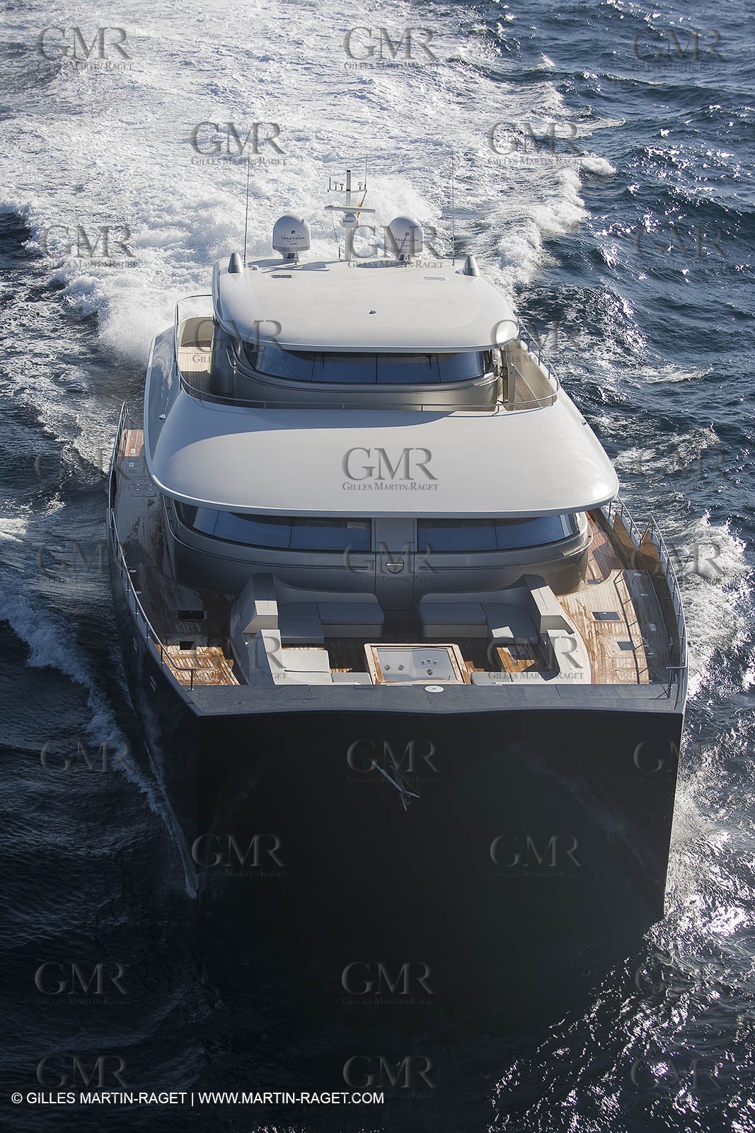 13-07-07 - La Ciotat (FRANCE) - MotorYacht - Chantier H2X