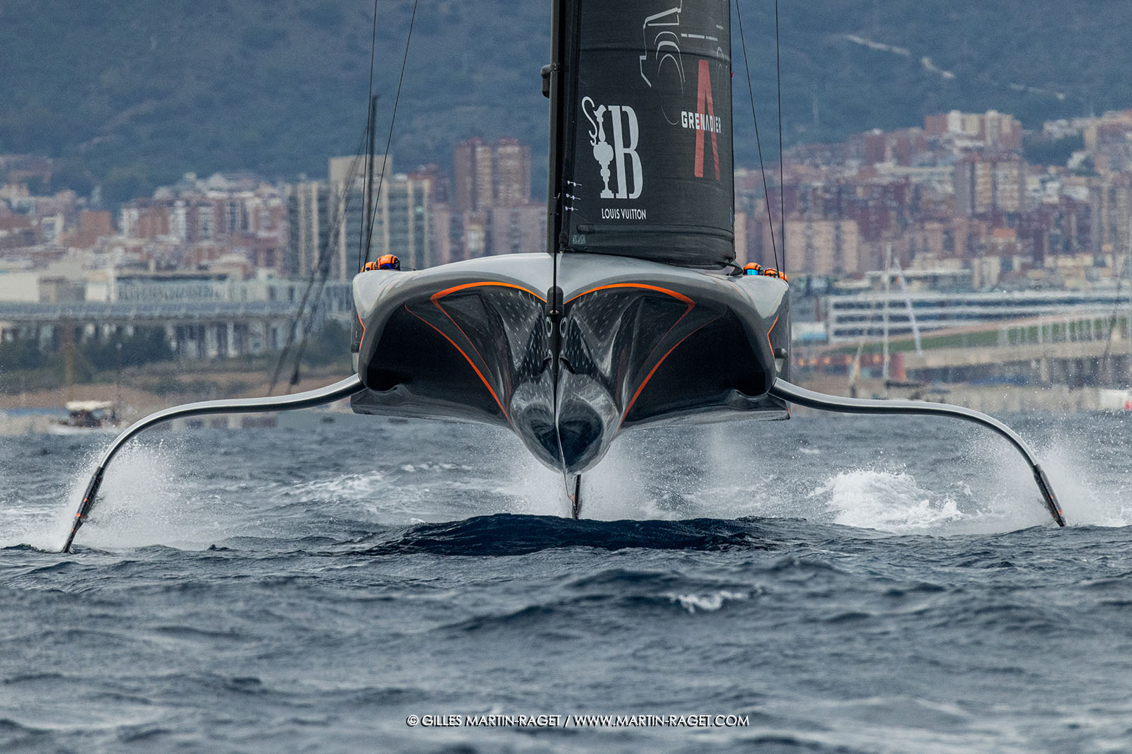 18 10 2024, Barcelona (ESP), Louis Vuitton 37th America's Cup, Final Match, Race Day 5, Race 8