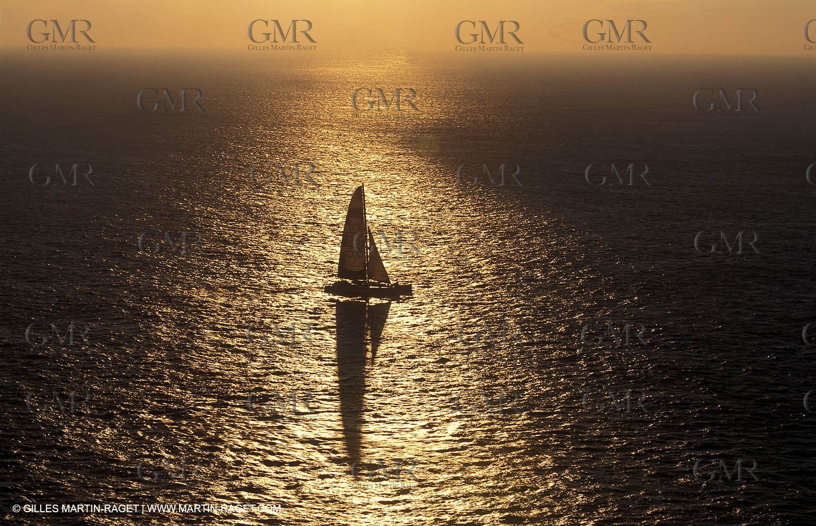 Orange II - 2004 Jules Verne Trophy - Ouessant - first starting line crossing
