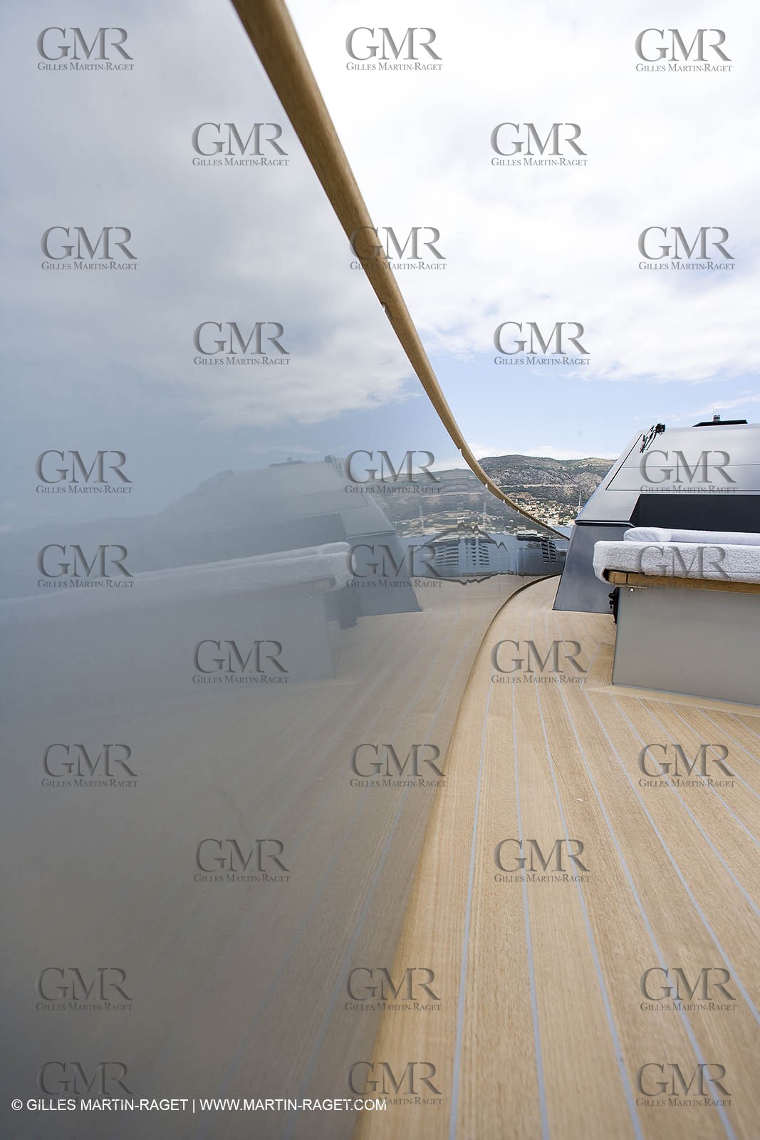 29 09 2007 - St Jean Cap Ferrat - Wally Yachts - Wally Power 70 - Lau Lau