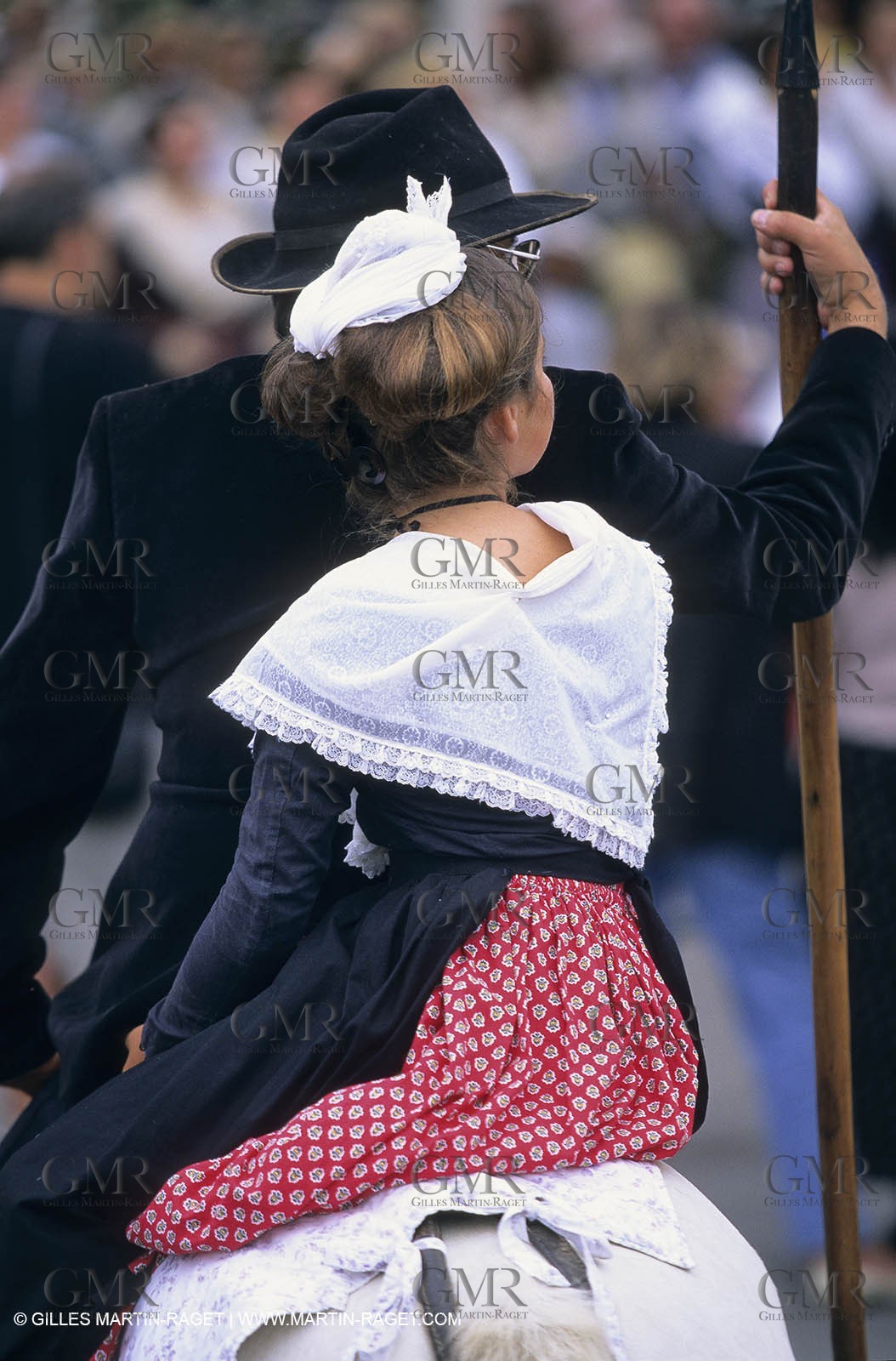 Saint Rémy de Provence (FRA,13) - Careto ramado (charrette fleurie)