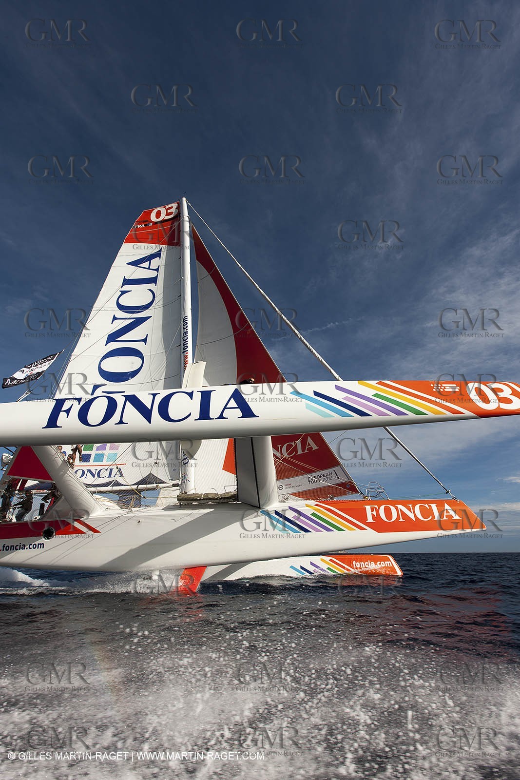 27 09 2012 - Marseille (FRA,13) - Alpari World Match Race Tour - Match Race France 2012 - Day 3 - Quarter finals - Matc Racing specialists sail on Foncia
