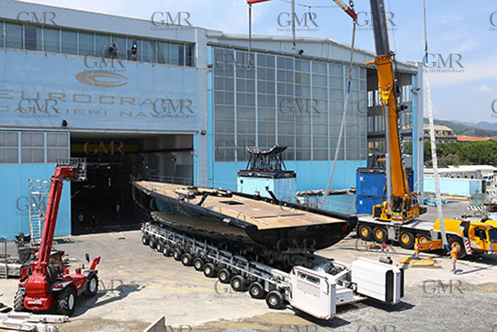 22 07 2017, Savona (ITA), Wally Cento Tango going out of the shed, Photo Gilles Martin-Raget