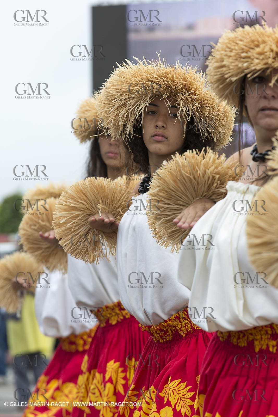 10 08 2013 - San Francisco (USA,CA) - 34th America's Cup - AC Open - Outrigger Canoe Races et Hula Danceperformance at Marina Green Village