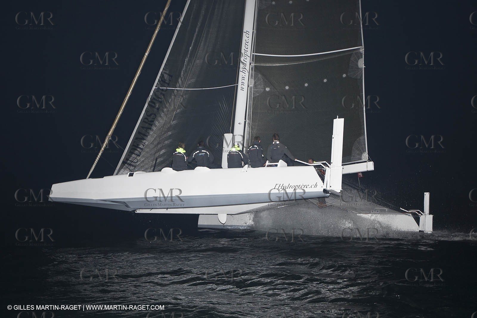 09 10 2010 - Morges (SUI) - L'Hydroptère.CH - 1st sail