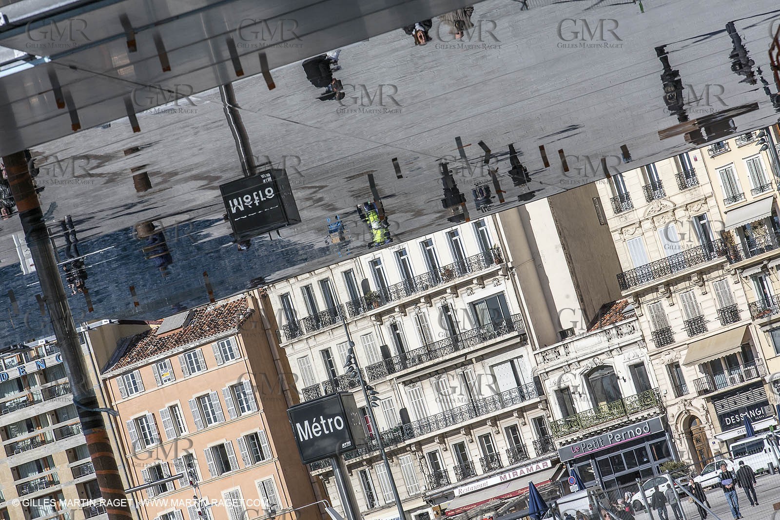 04 02 2013 - Marseille (FRA,13) - Vieux Port (historical port) refit - Works on the shadow maker