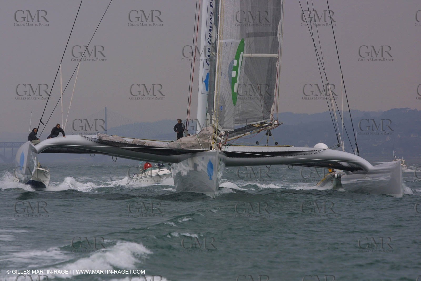 Geronimo - Jules Verne Trophy 2001 start - Brest