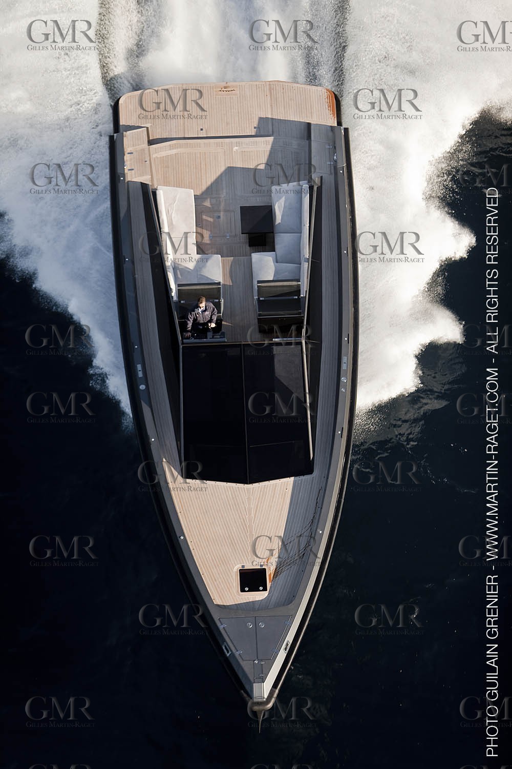 11 11 2009 - Saint Jean Cap Ferrat (FRA,06) Wally Yachts - Wallypower 55