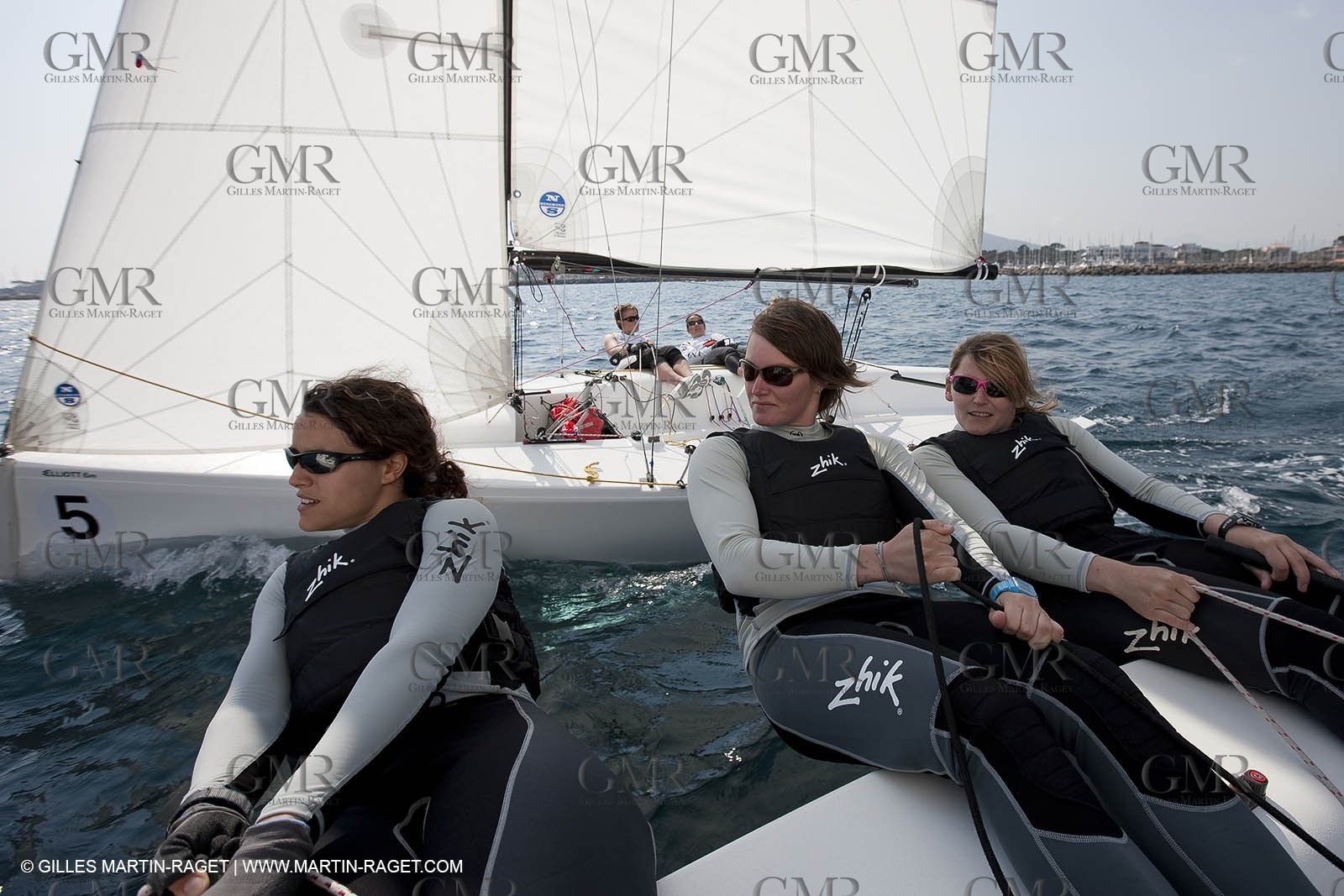 20 04 2010 - Hyères (FRA,83) - SOF 2010 - Zhik Team - women Match Racing - Leroy Pruvot  Bertrand