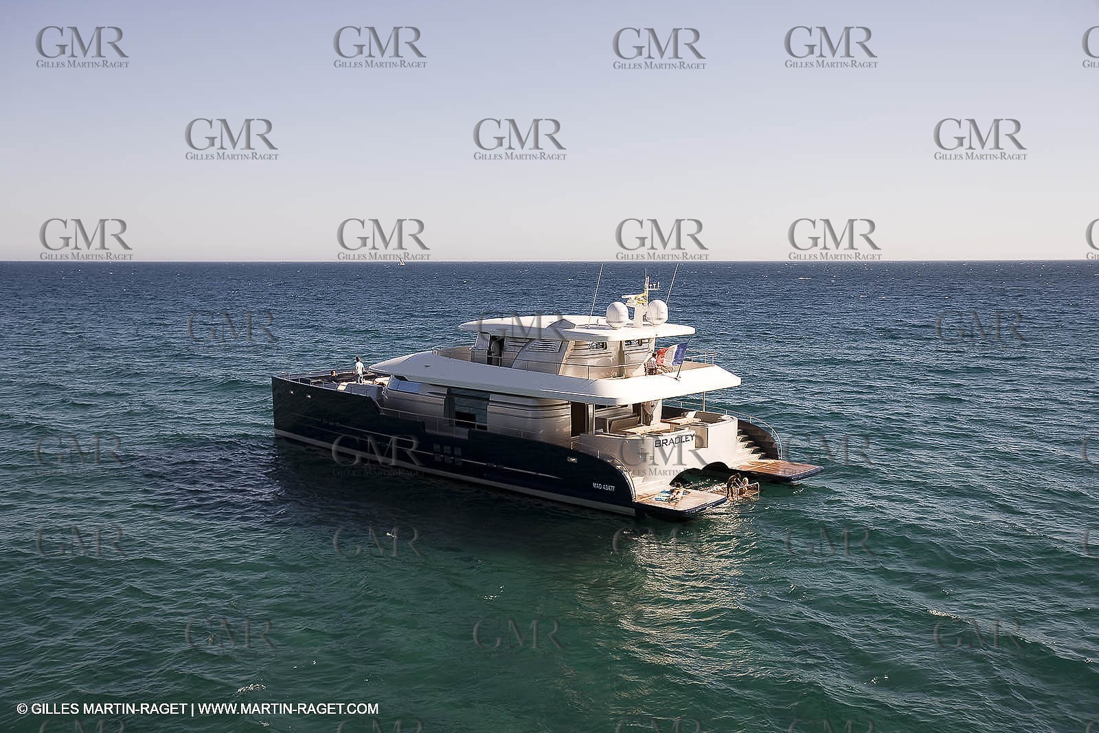 13-07-07 - La Ciotat (FRANCE) - MotorYacht - Chantier H2X