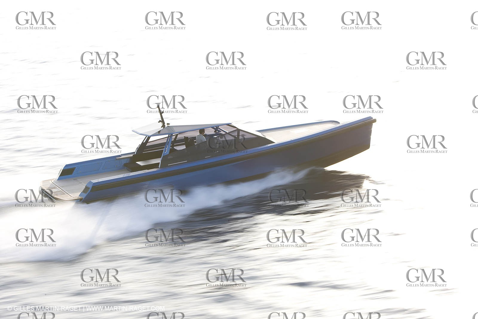 14 10 2008 - Cannes (FRA, 06) - SUper yachts - motoryachts - Wally yachts - Wallypower 48