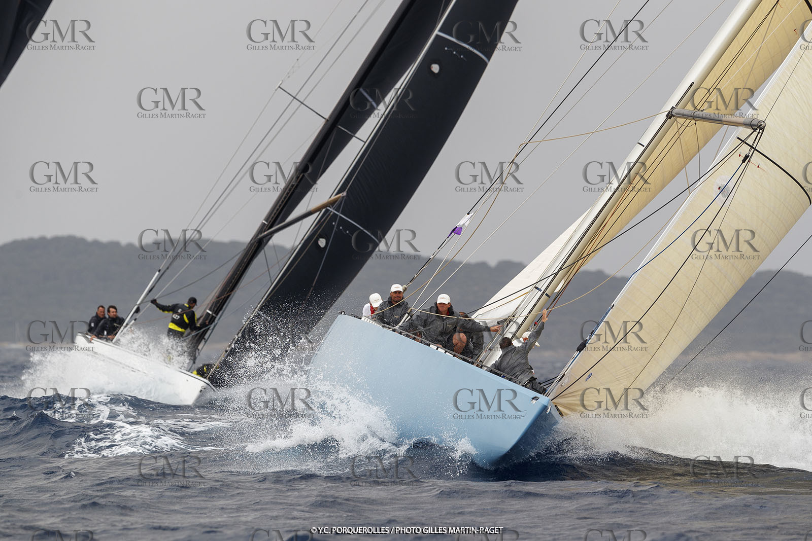 19 06 2024, Porquerolles Island (FRA), Championnat du monde des 12 m JI 2024, Race Day 1